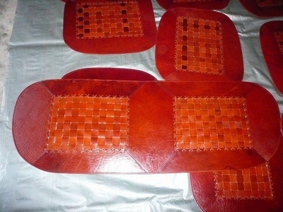 厂家直销水牛皮汽车坐垫五件套 - 莎兰*贝尔 (中国 四川省 生产商) - 皮革 - 皮革原料 产品 「自助贸易」